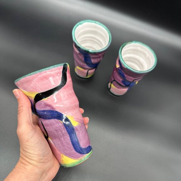 Art Pottery Tumblers Cups Redware Abstract Colorful Signed KE Handmade Painted - Picture 11 of 11